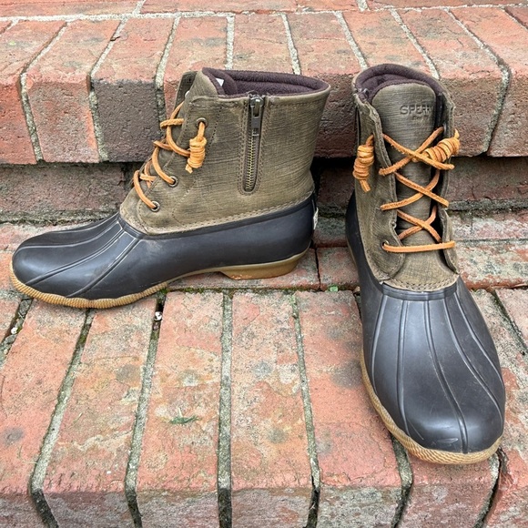 Sperry Duck Boot Green Leather Waterproof Boot Size 11M Women’s - Picture 1 of 8
